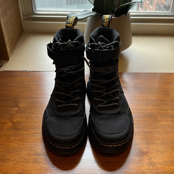 Dr. Martens Combs Tech Combat Boot Black - Picture 4 of 9